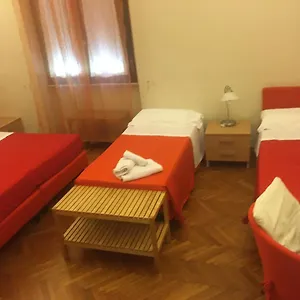 Accasa Bed & Breakfast Prato (Prato)